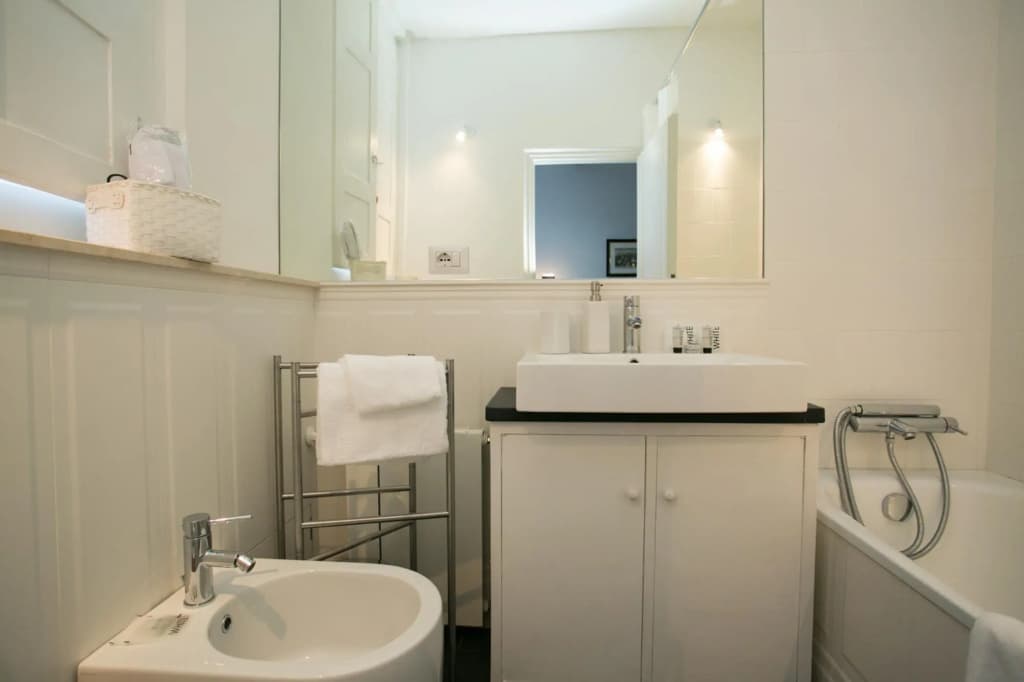 Your Prestigious Penthouse at the Spanish Steps - photo 6