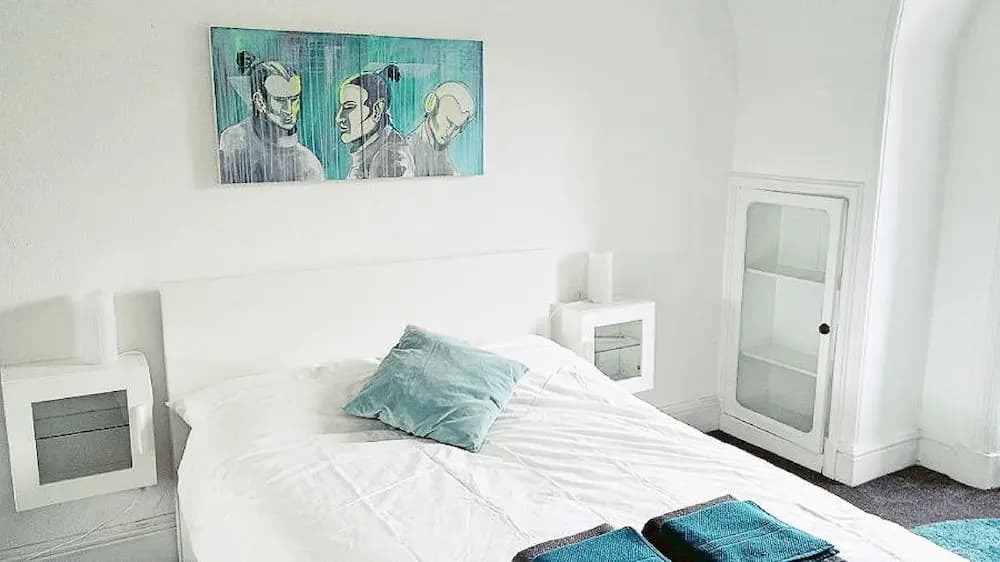 Edinburgh Chic Suite by Castle Terrace - photo 6