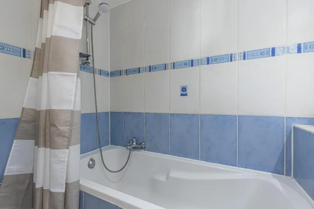 Large 3 Bdr Old Town - AC - photo 9