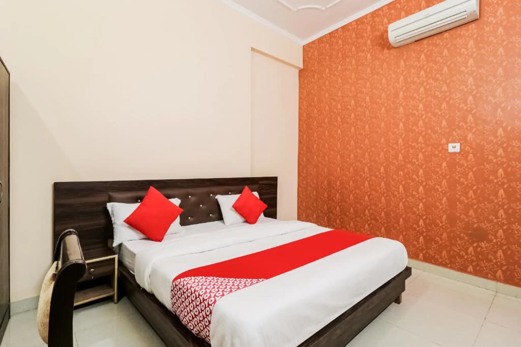 OYO 71136 Westend Suites - photo 2