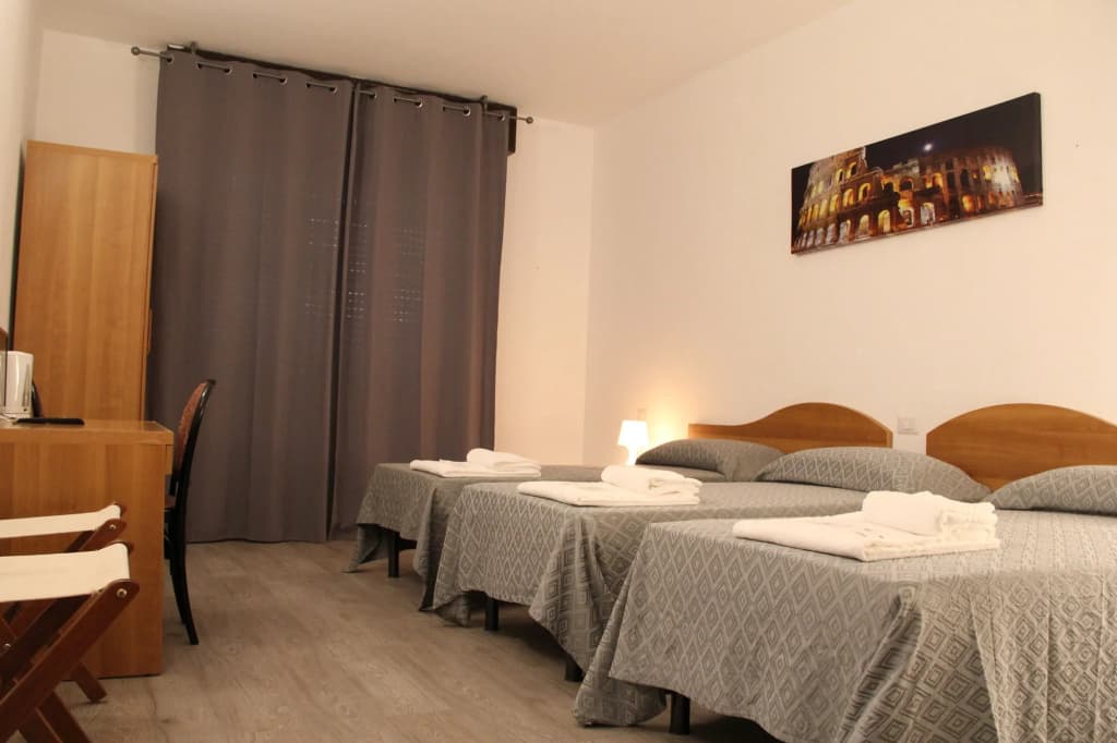 Guest House Brianza Room - photo 24