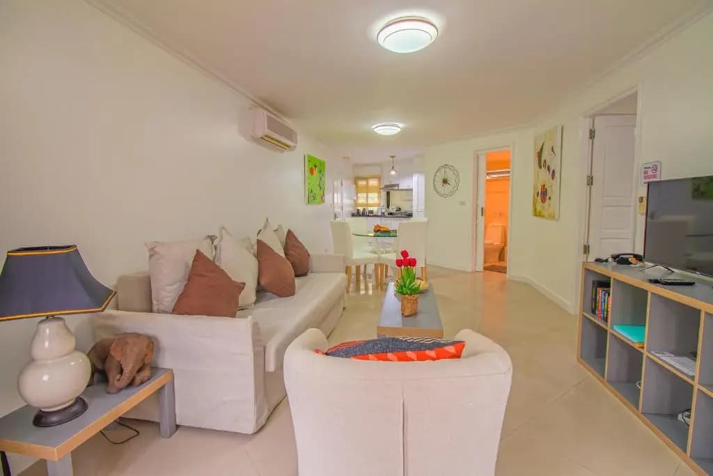SUITE APARTMENT, 30's JOMTIEN BEACH - photo 9