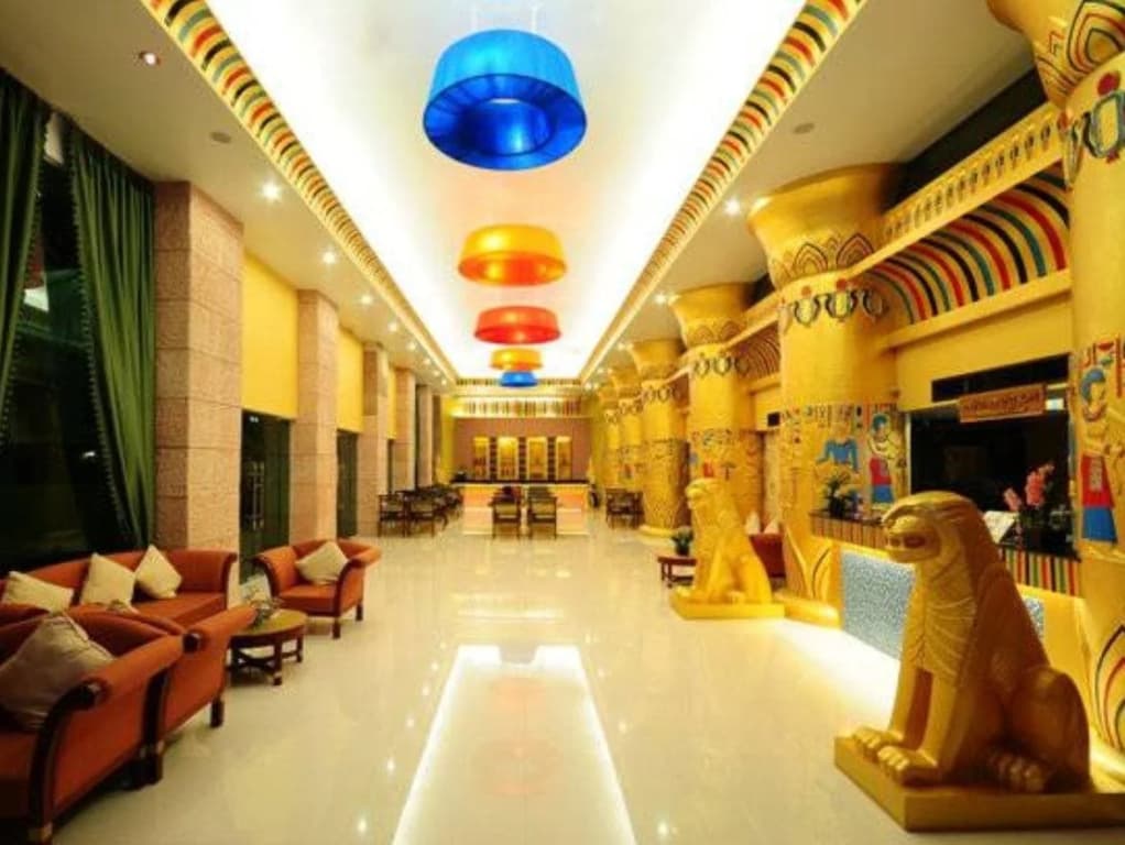 Aunchaleena Grand Hotel Wing B - main photo