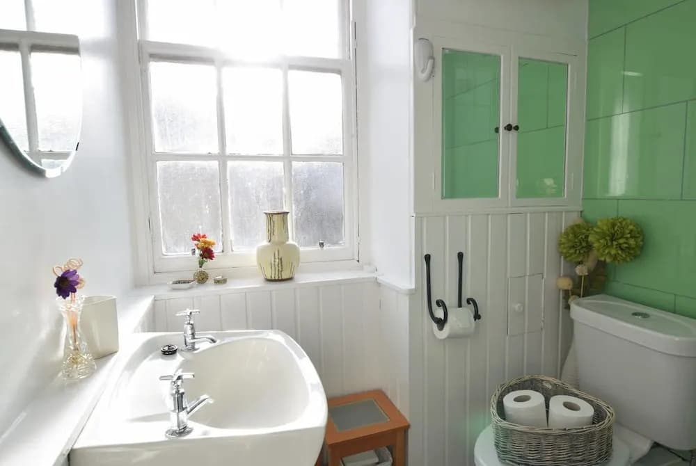 JOIVY Bright New Town 2 bed Apt - 5 Mins to Princes St - photo 8