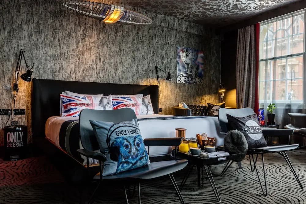 Megaro London - main photo