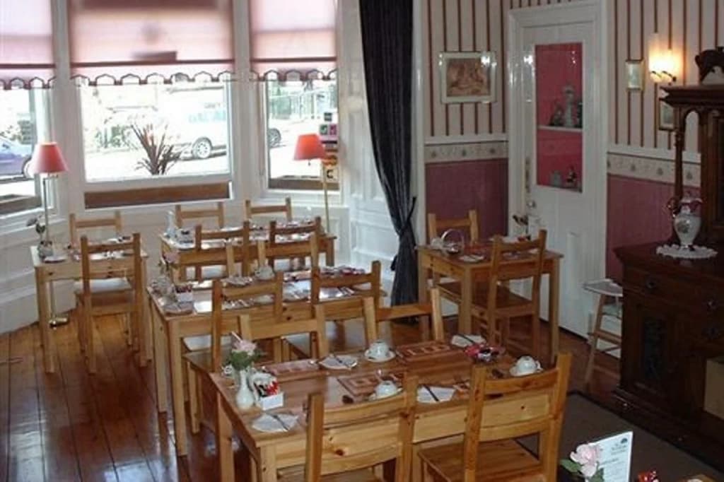 The St. Valery Guest House - photo 16