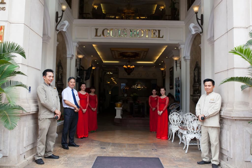 Louis Hotel - photo 20