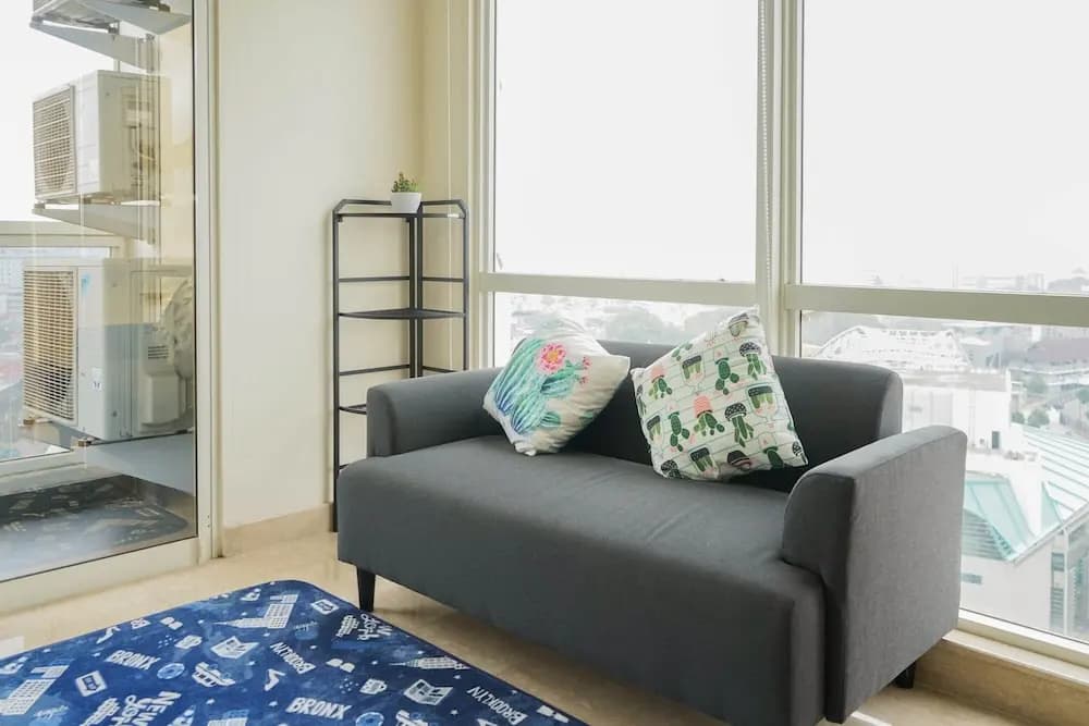 Wonderful 2BR Menteng Park Apartment with Private Lift - photo 8