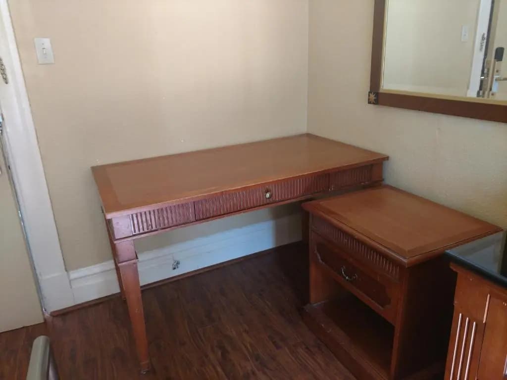 Yale Hotel - photo 11