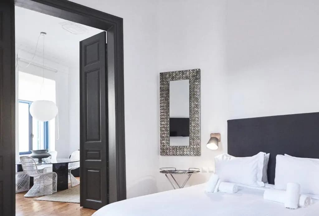 Art Pantheon - Suites & Apartments - photo 3