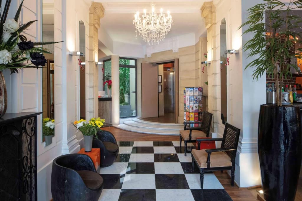 Hôtel Le 123 Elysées - Astotel - photo 2