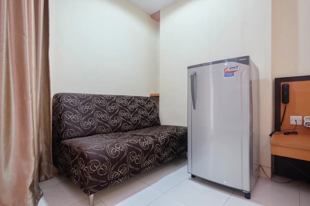 Homey and Nice Studio at Tamansari Sudirman Apartment - photo 3