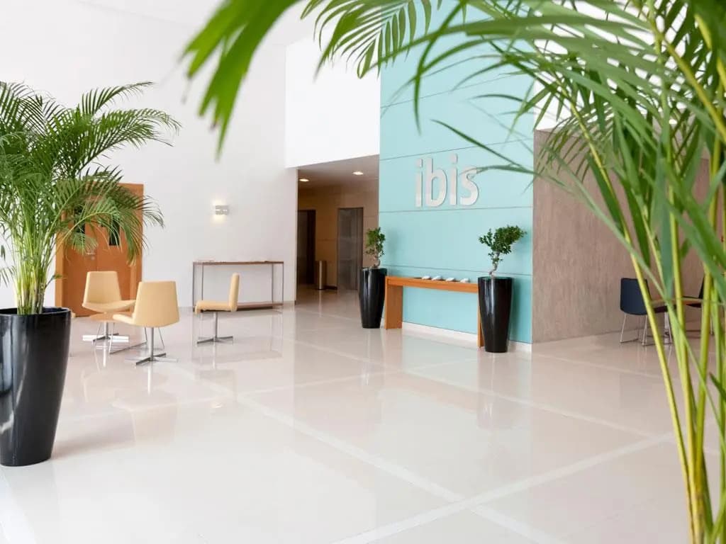 ibis Abu Dhabi Gate - photo 16