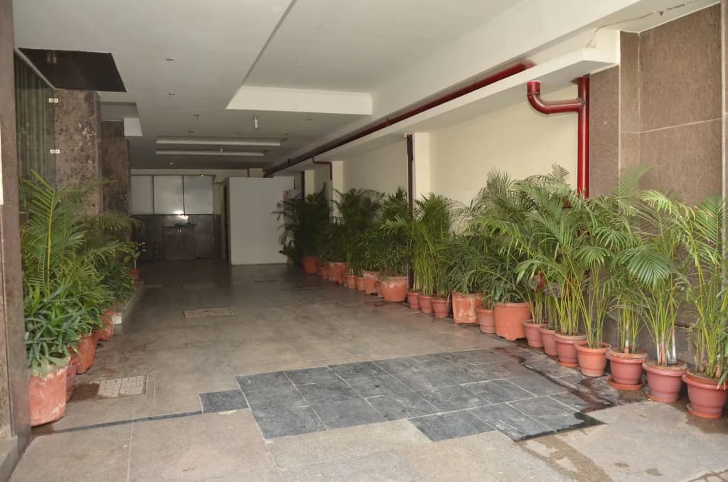 Hotel Delhi Airport - photo 14
