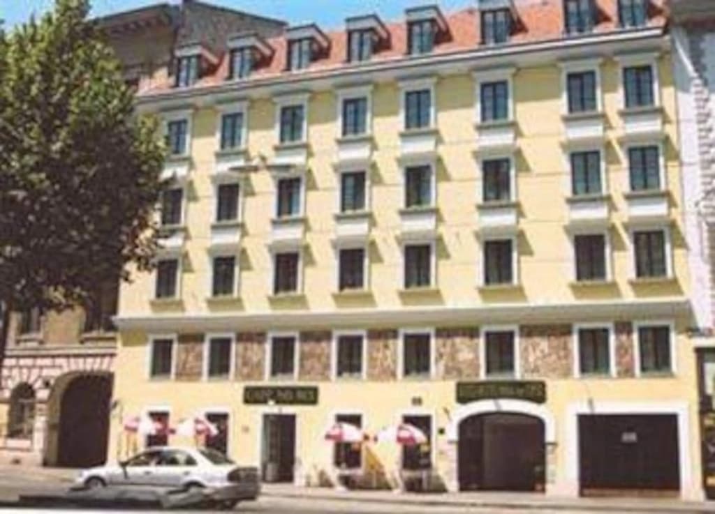 SUITE HOTEL 900m ZUR OPER - main photo