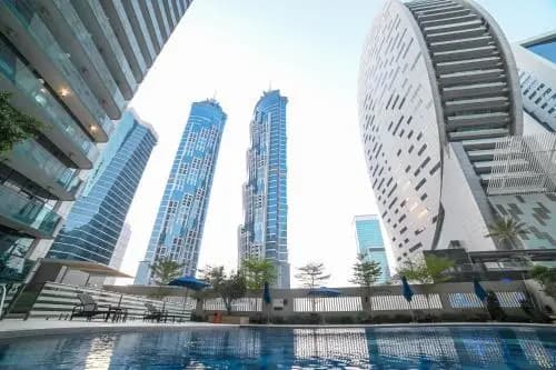 Luton Vacation Homes - Damac Maison Studio, Canal View - photo 13