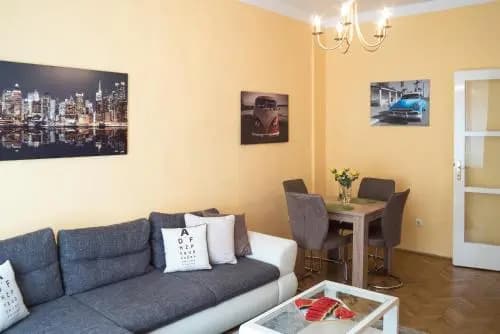 Rebecca Apartment next to Synagogue - photo 13