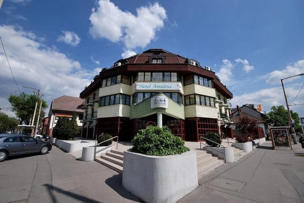 Amadeus Hotel - main photo