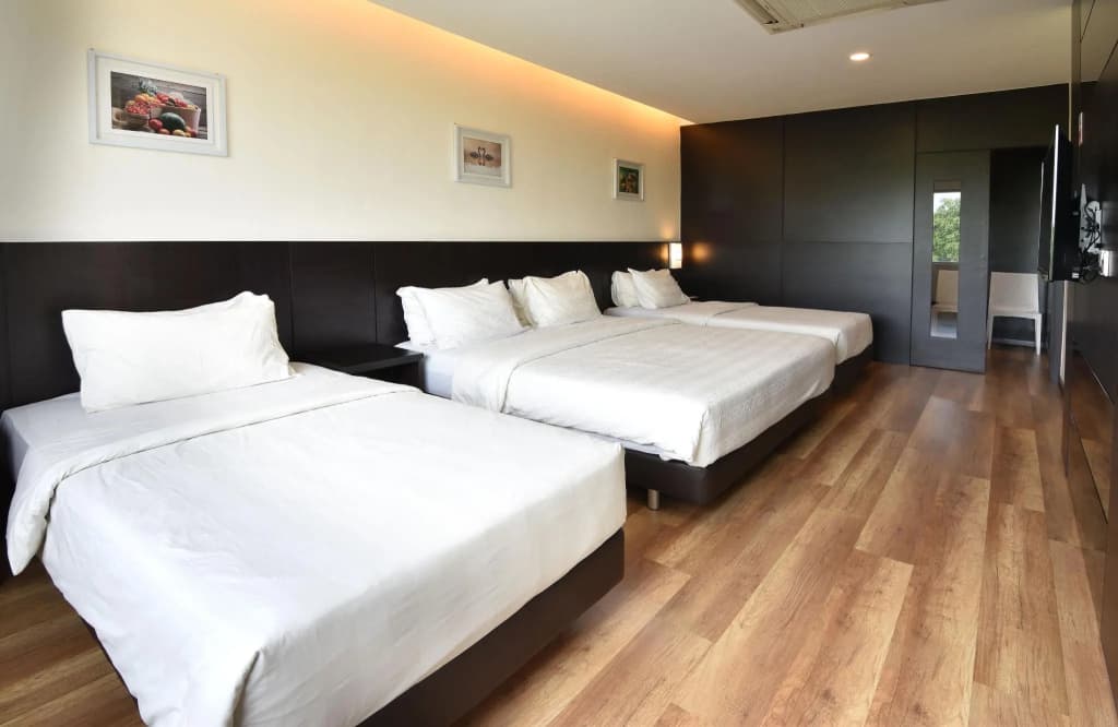 Yangtze Hotel - photo 4
