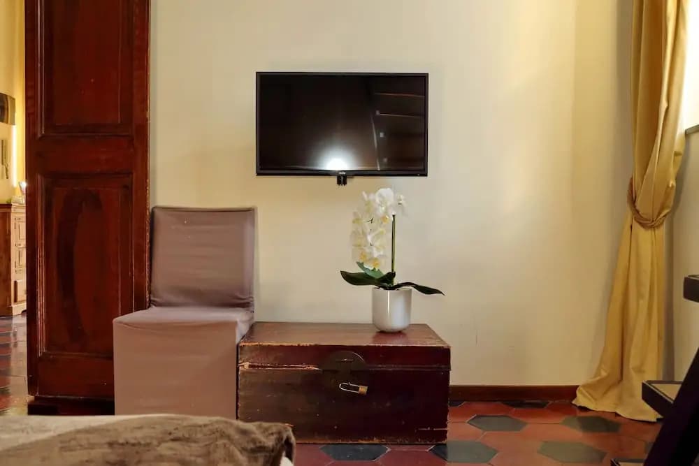 H&H Home - photo 5