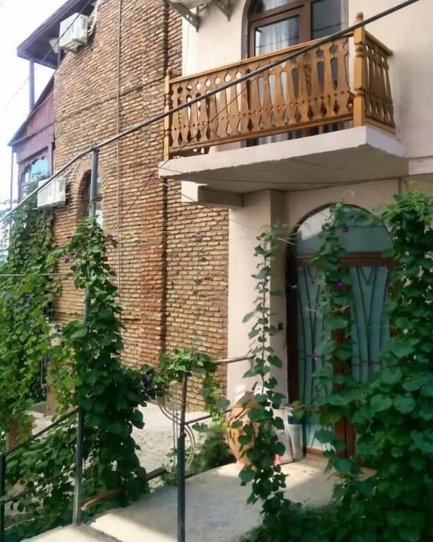 Sunny Tiflis - photo 3