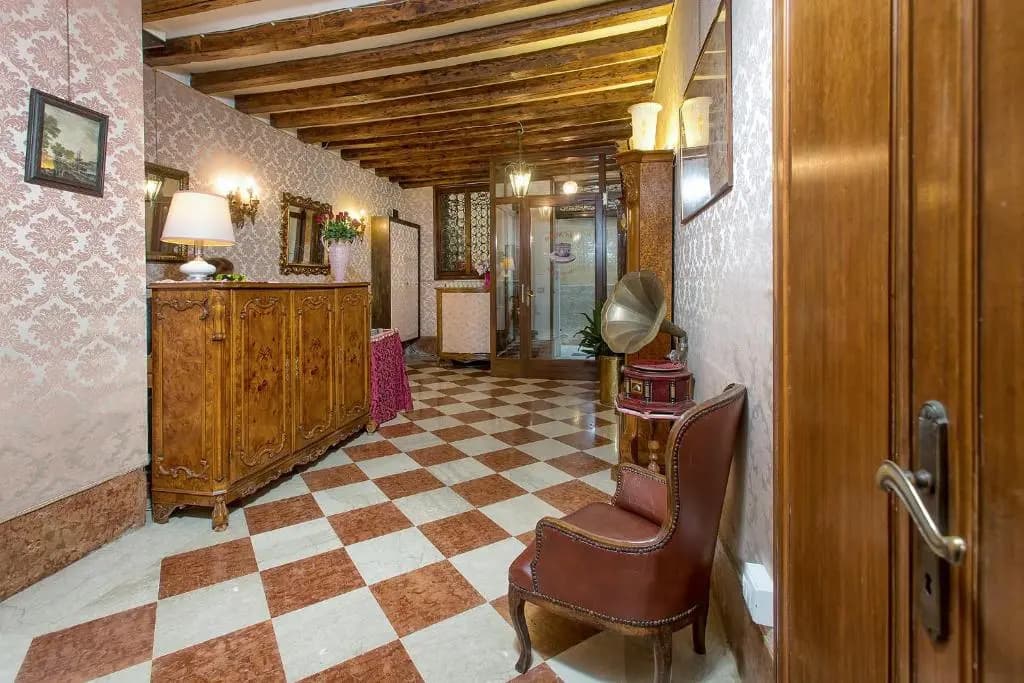 Hotel Mezzo Pozzo - photo 2