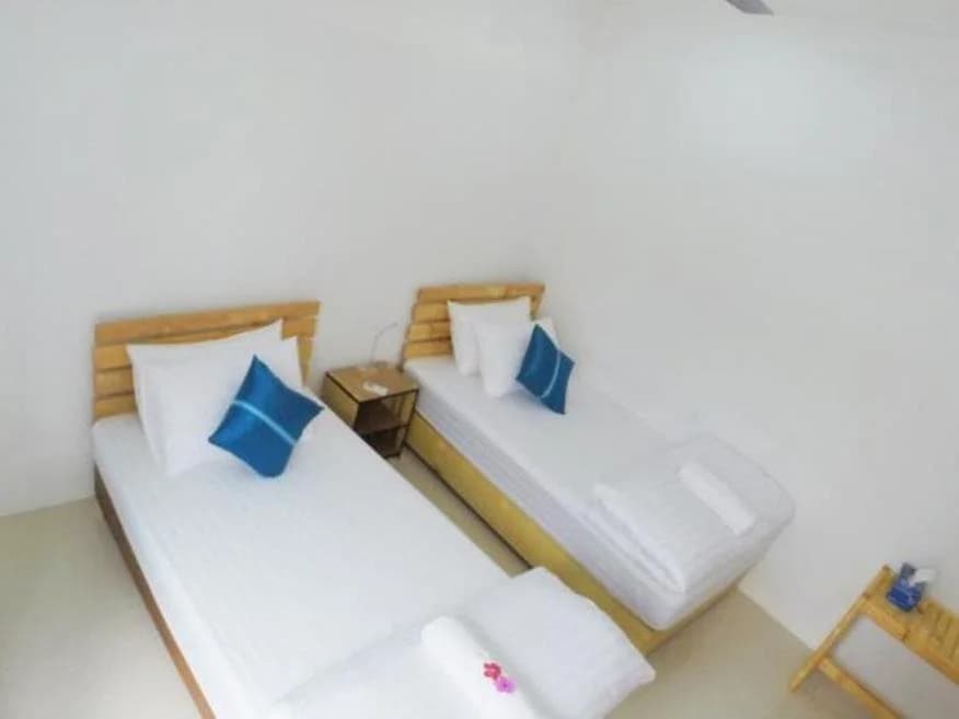 Guraidhoo Inn - photo 2