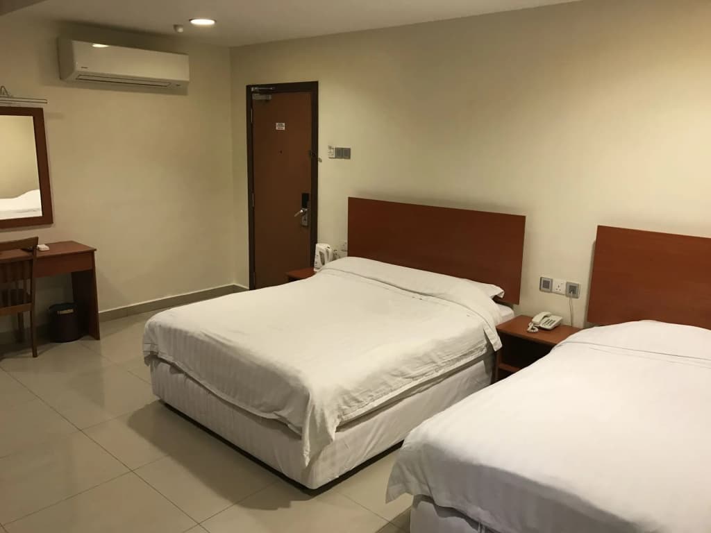 Aeton Hotel - photo 3