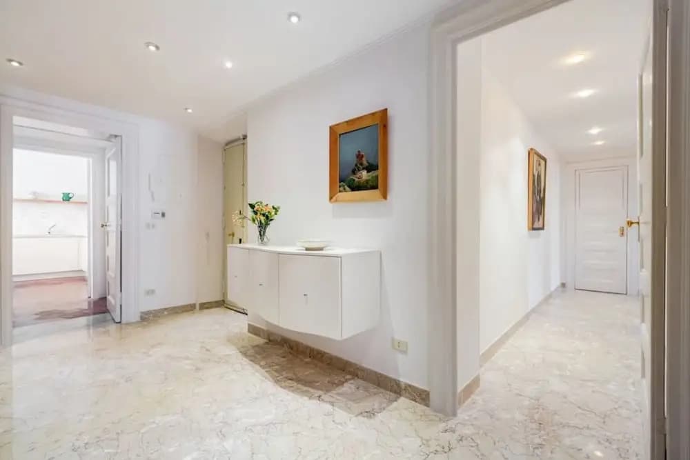 Bright 3 bed Flat 9 min From Piazza di Spagna - photo 10