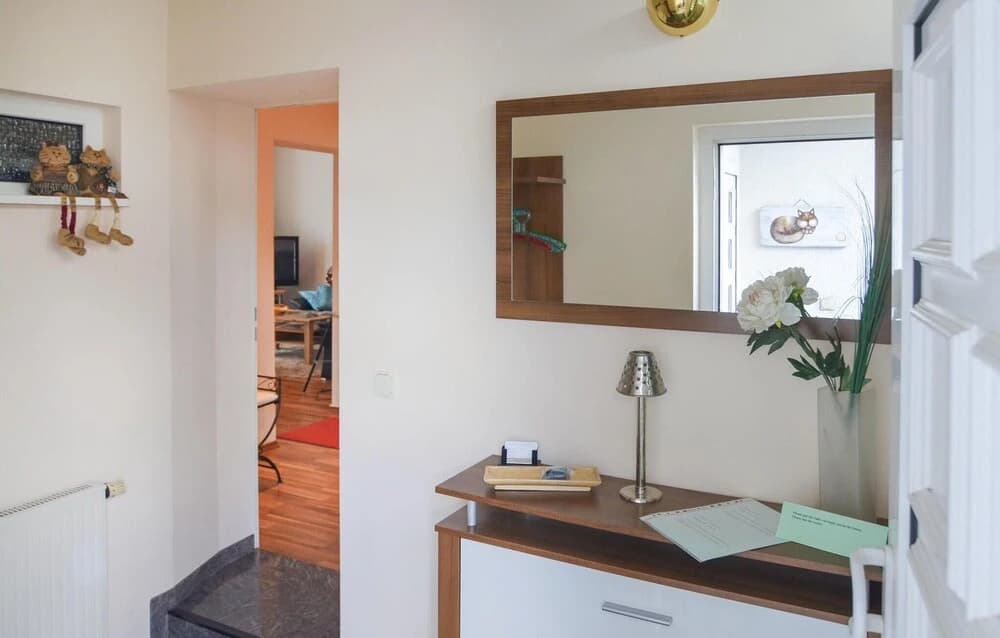 Beautiful Home in Berlin With 2 Bedrooms and Internet - photo 3