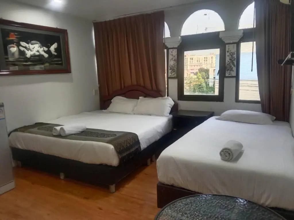 Longzhu Guesthouse - main photo
