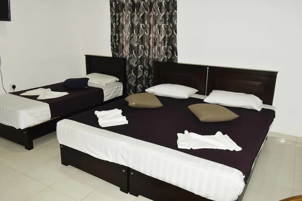 Yoho Regent Hotel Colombo 06 - photo 6