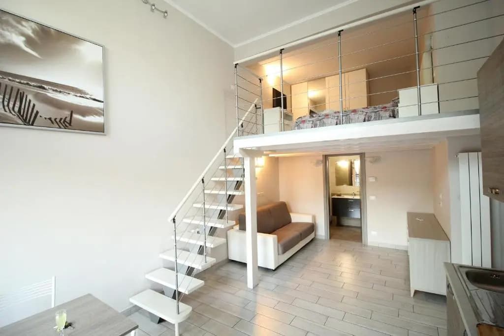 Modern Loft Apartment - photo 10