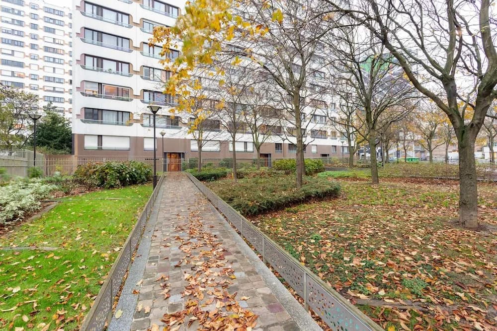 Wonderful 2 Bedroom Apartment in the Center of Paris - photo 3