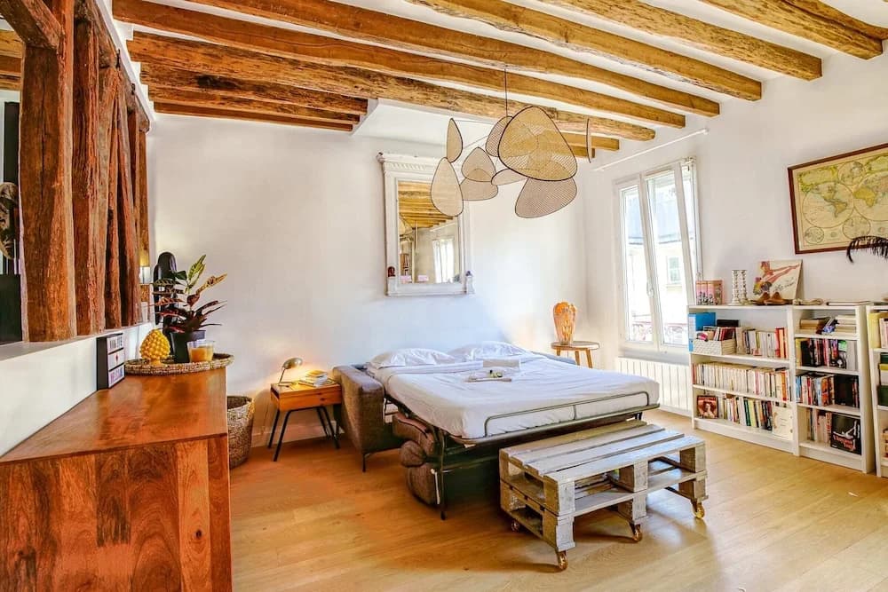 Loft-inspired Flat Near Montmartre, Sleeps 4 - main photo