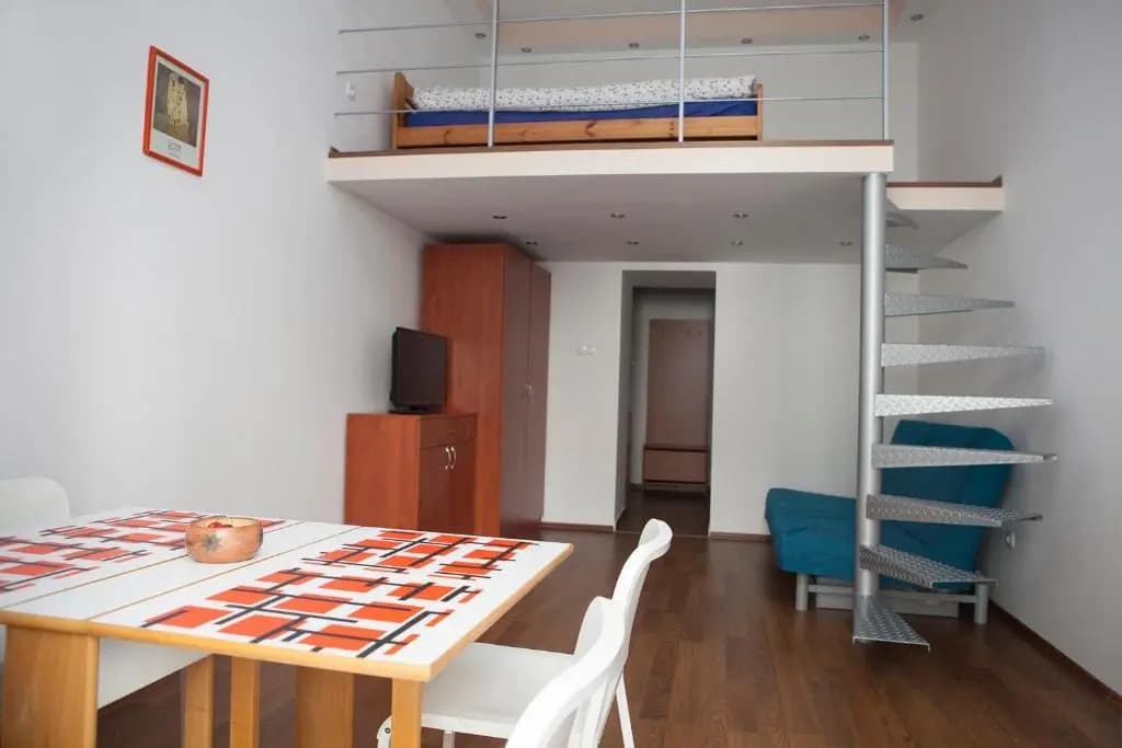 Cute Downtown Studios - main photo