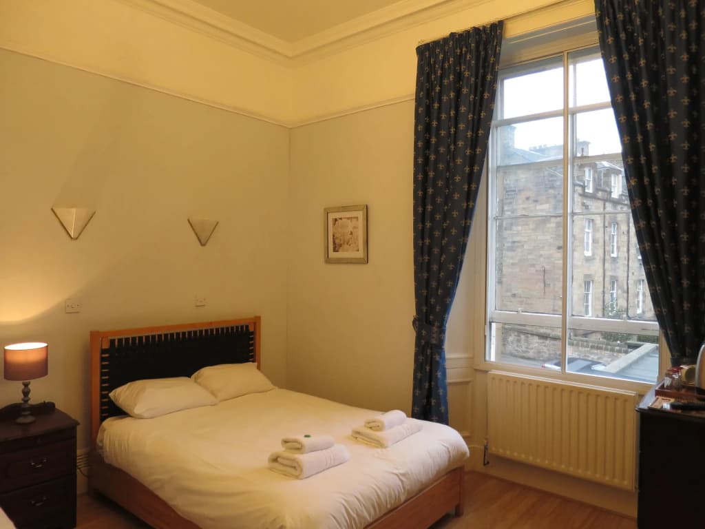 Thornfield Guest House - photo 5