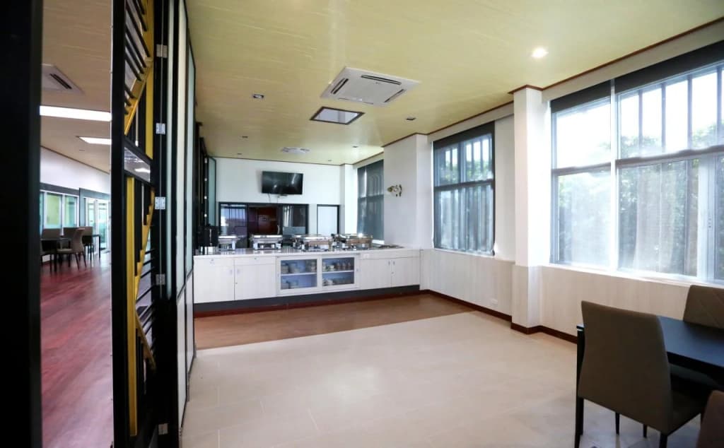 RoomQuest Suvarnabhumi Airport Rom Klao - photo 19