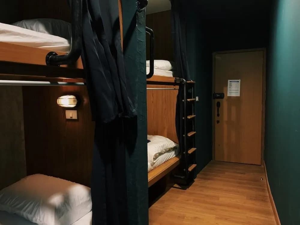 OYO Mystery Hostel - photo 4