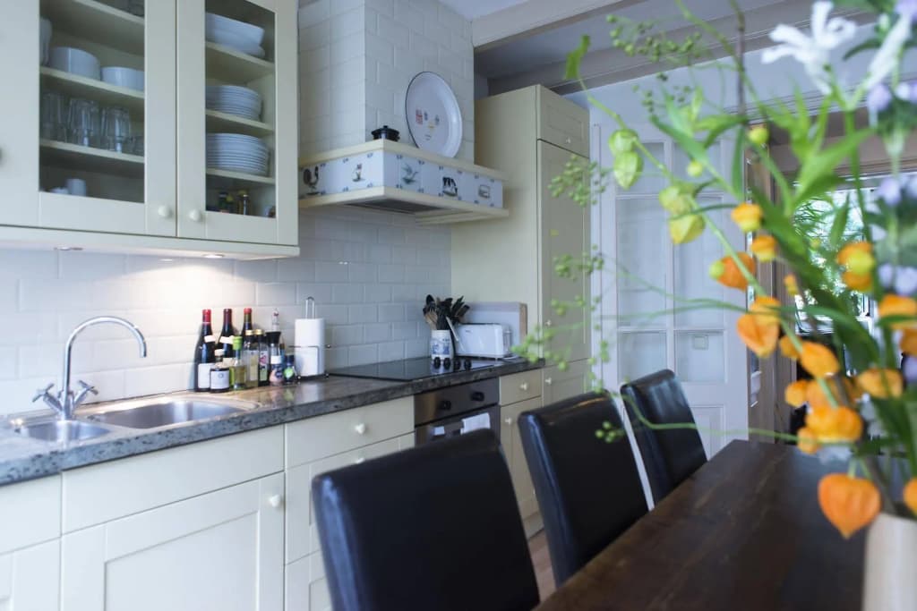 Herengracht Canal Apartment - photo 14