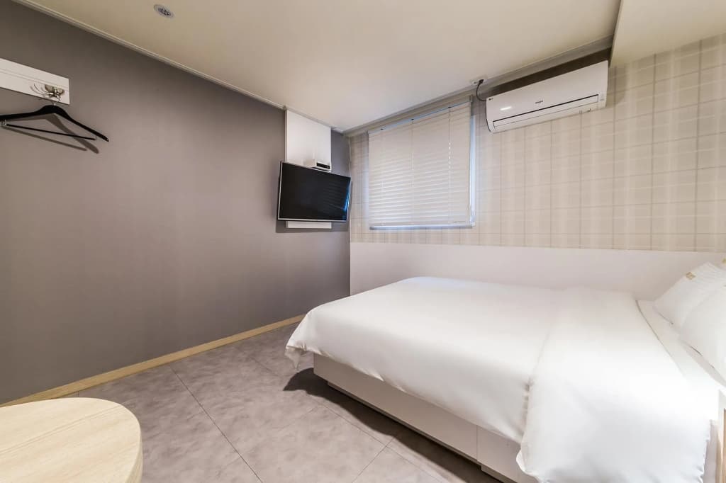 Shine Hotel - photo 3