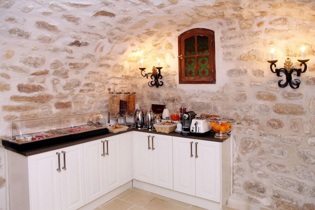 Hôtel Saint-Louis Marais - photo 13