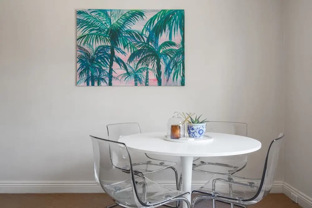 Elle Apartments by Ready Set Host - photo 2