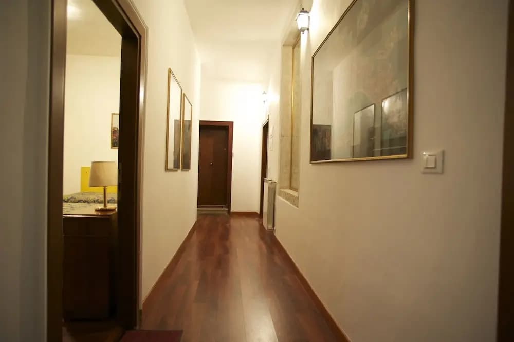Zaguri Bed and Breakfast - photo 13