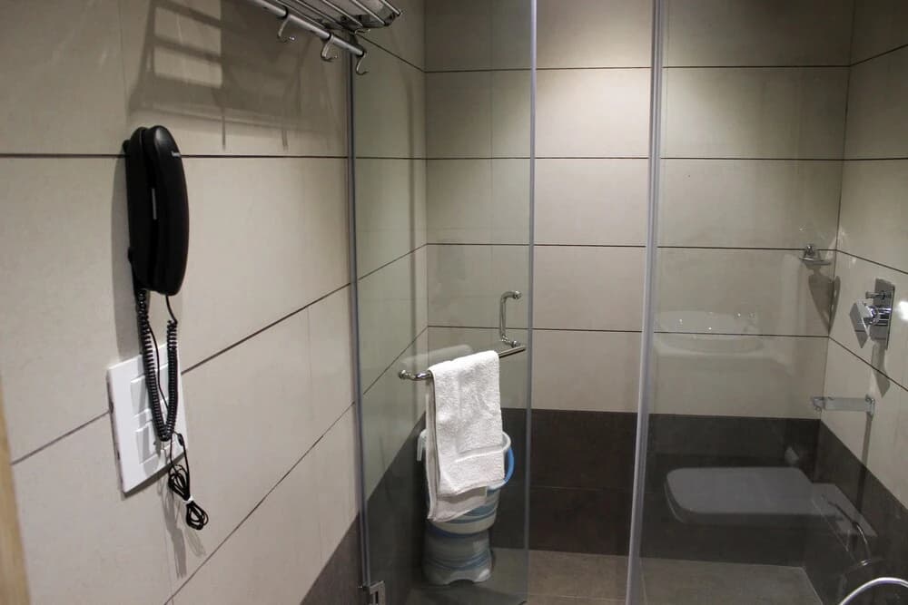 Aura Grand Residency - photo 8