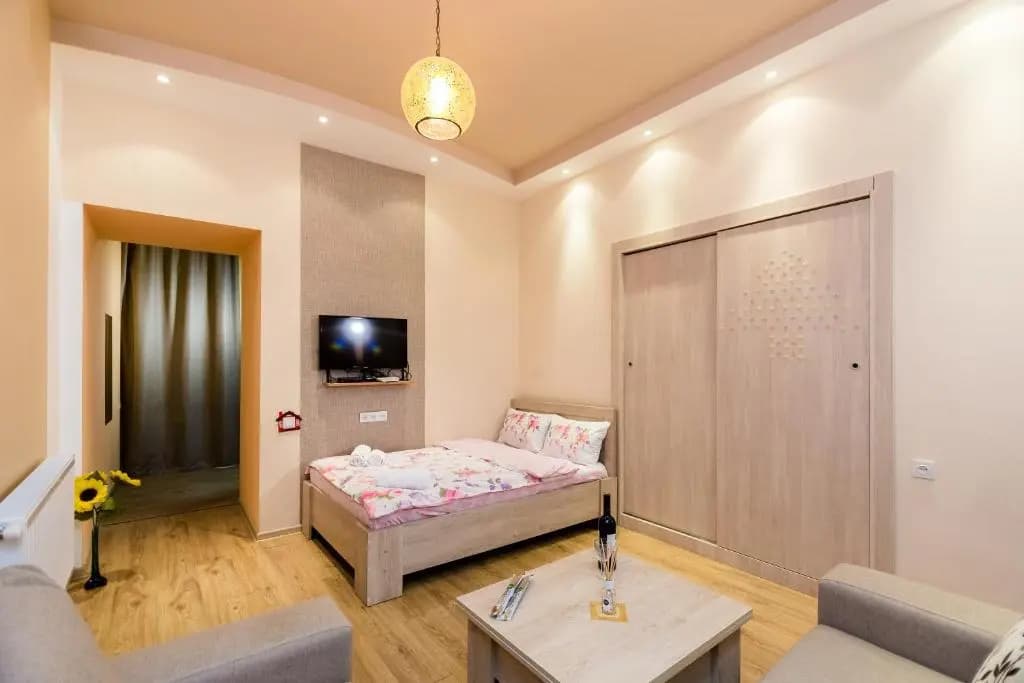 20 Shota Rustaveli Avenue - photo 4