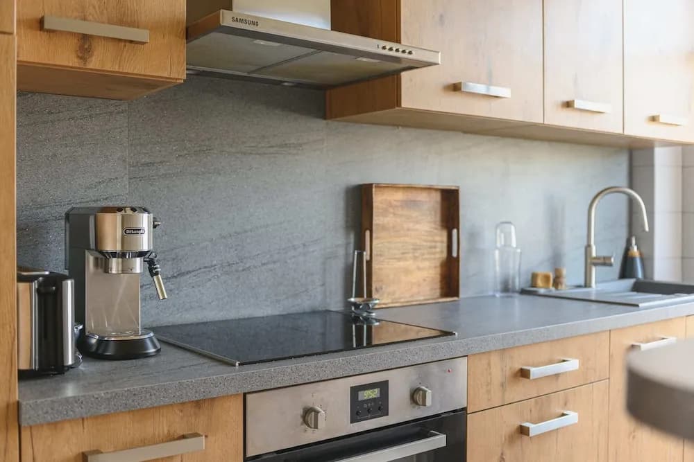 T2 With Terrace - photo 12