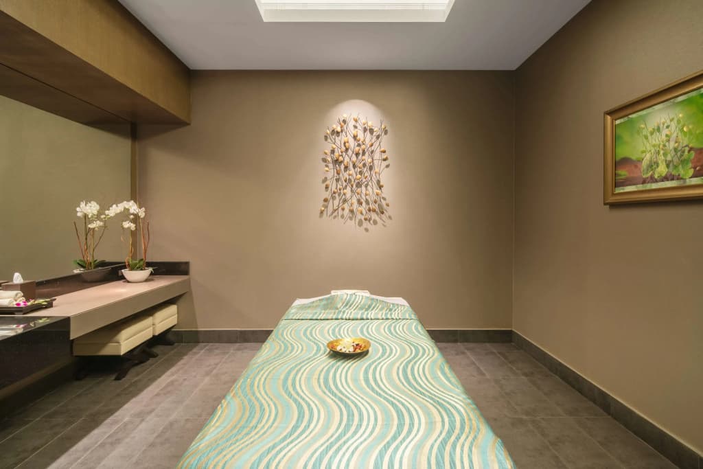 Radisson Collection Muscat Hormuz Grand Hotel - photo 12