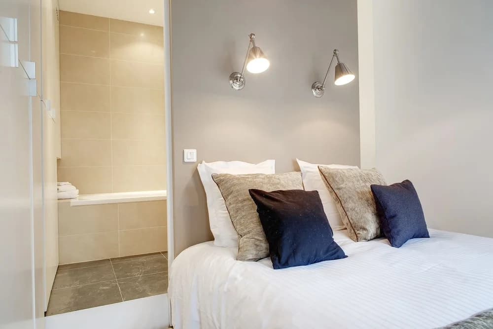 EUROPEA Eiffel Tower View Residence - photo 6