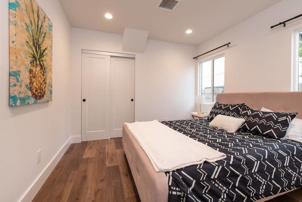 Newly Remodeled 3 BDR House Near Dodgers Stadium - photo 5